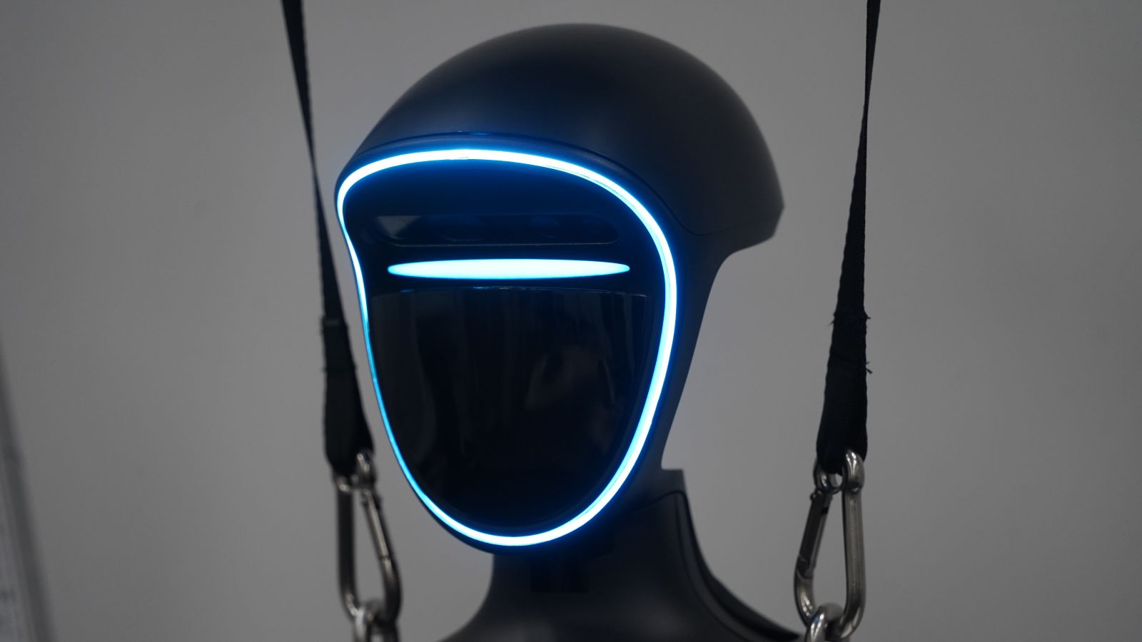 日経クロステックNEXT 東京 2025「編集部にやってきた人型ロボット