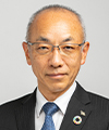 山本 滋 氏