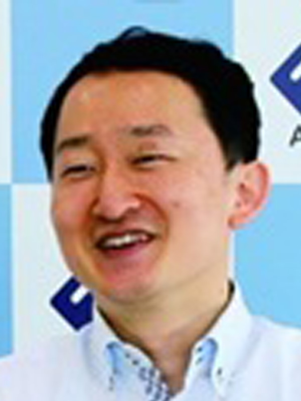 阿野 泰久 氏