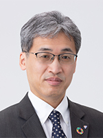 坂 健司 氏