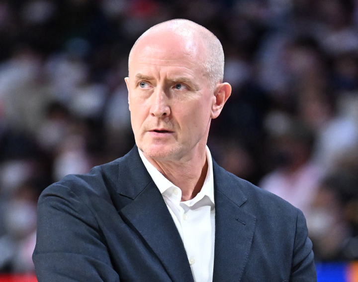 トム・ホーバス 氏