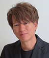 加来 芳史 氏