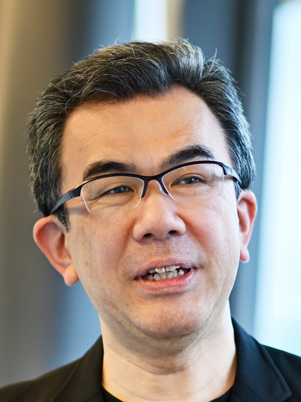 越塚 登 様