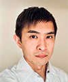 井上 暁 氏