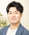 山田 陸 氏