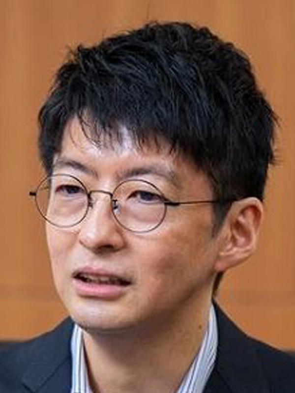 鳩貝 淳一郎 氏