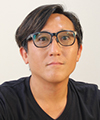 達城 利元 氏