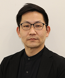水野 圭基 氏