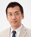 中村 建助 氏