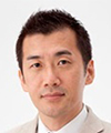 中村 建助 氏