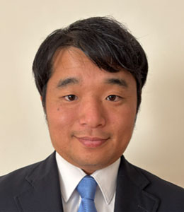 牛尾 氏