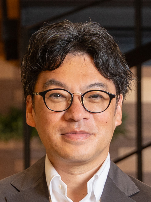 西村 剛 氏