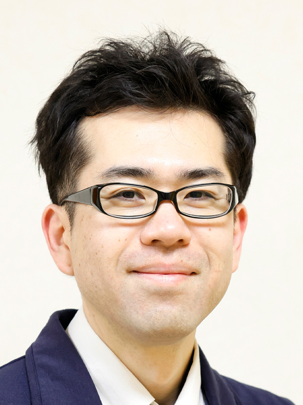 坂口 大史 氏