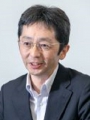 髙橋 均 氏