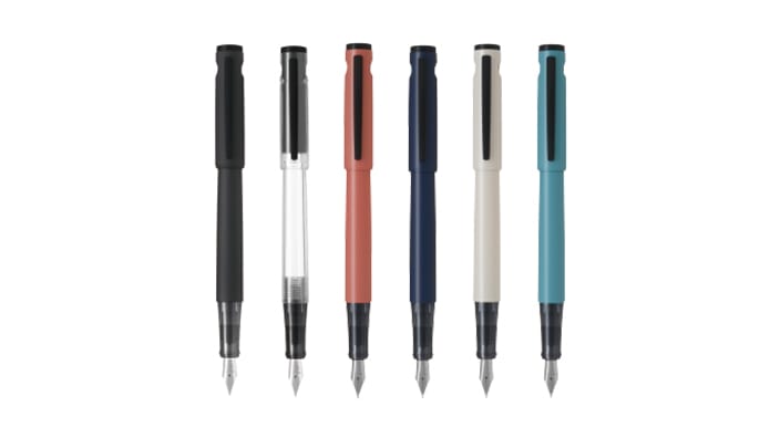 商品イメージ：万年筆『LIGHTIVE（ライティブ）』